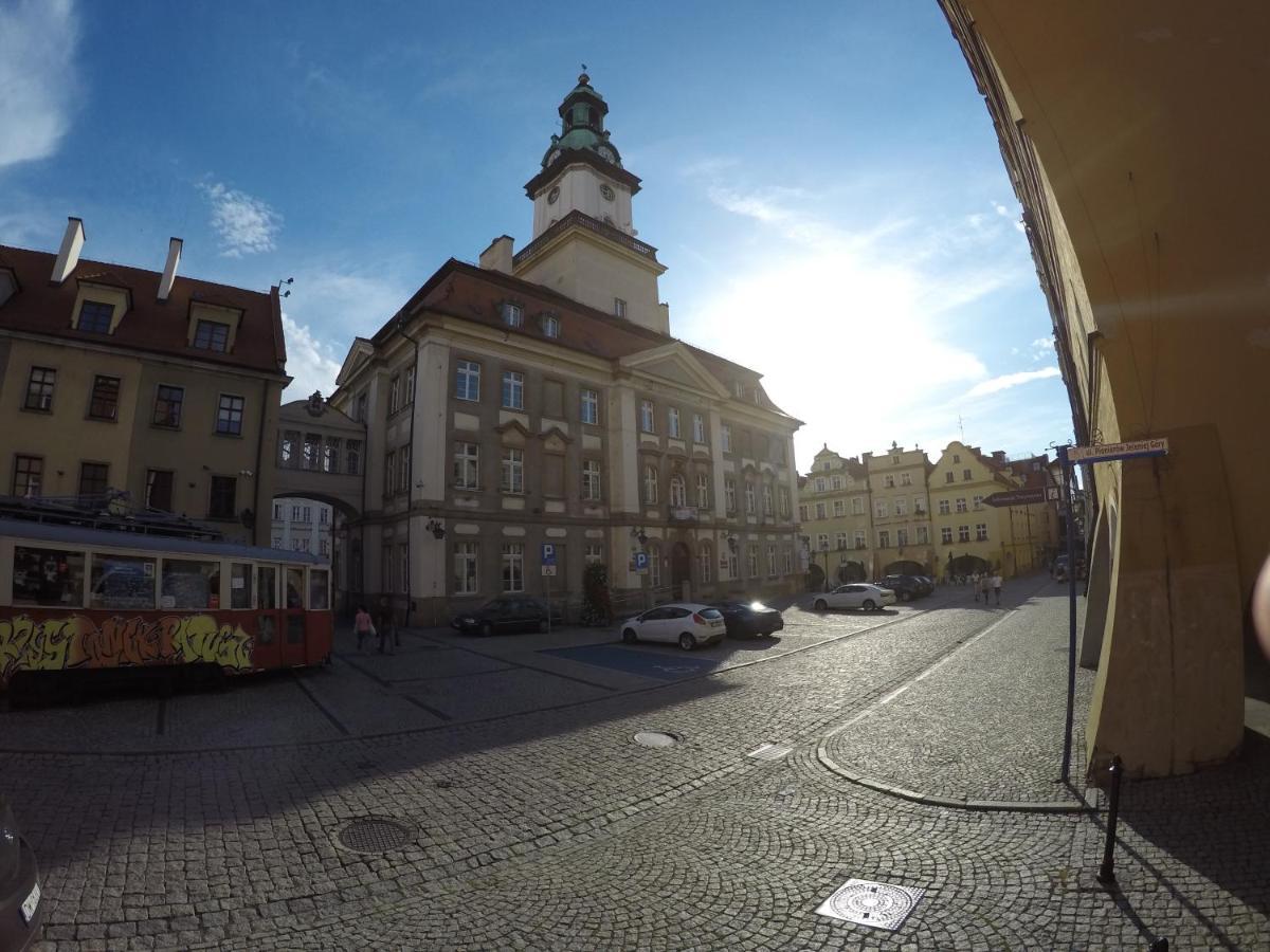 Pod Ratuszem Jelenia Góra